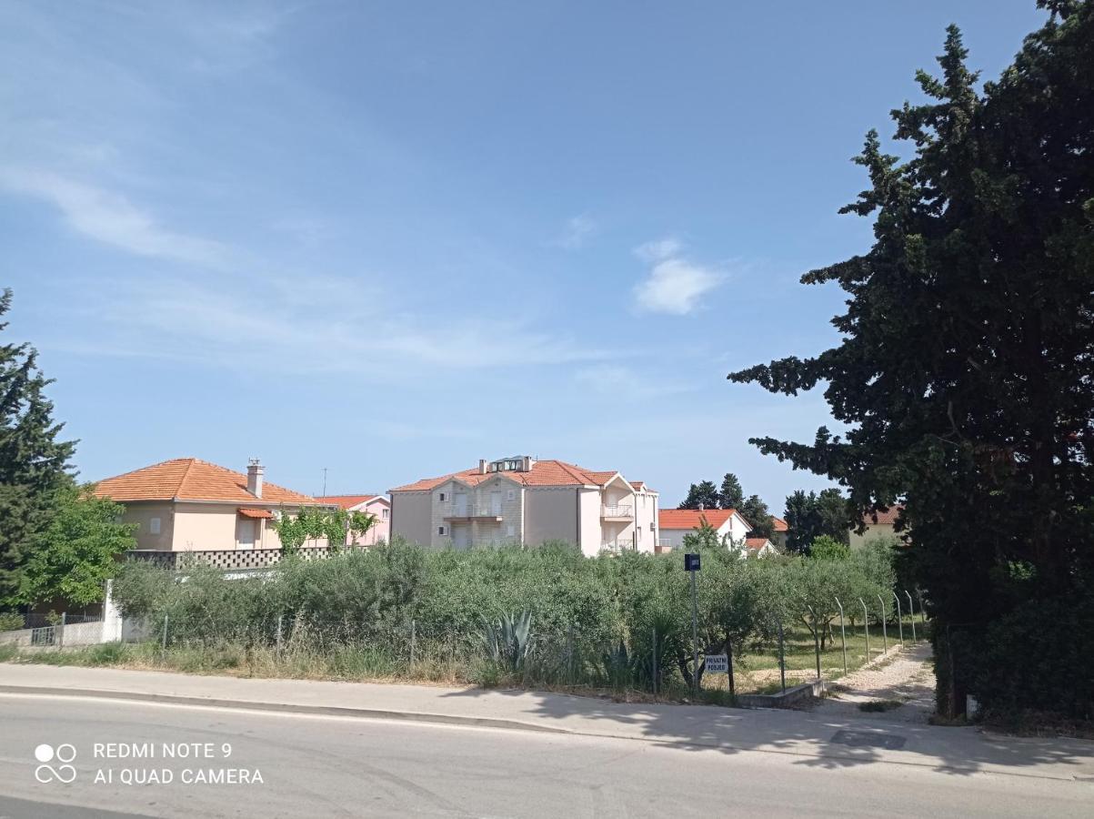 Barba Luka, Near Beach, Beautiful Views Διαμέρισμα Kaštela Εξωτερικό φωτογραφία